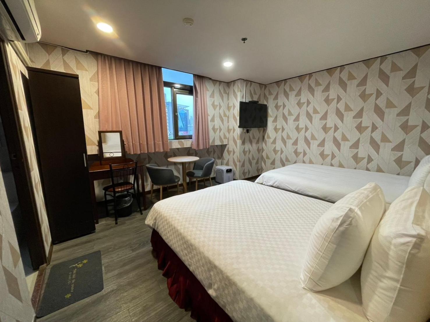 Sofu Hotel Тайпей Екстериор снимка